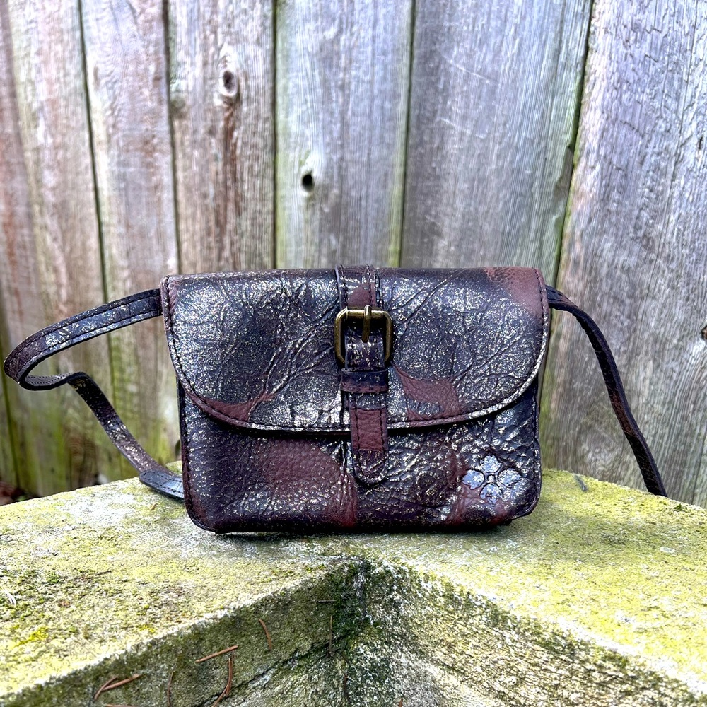 Patricia Nash gold on brown leather crossbody